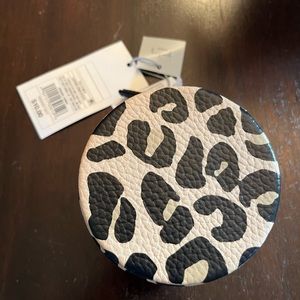 A new day jewelry case